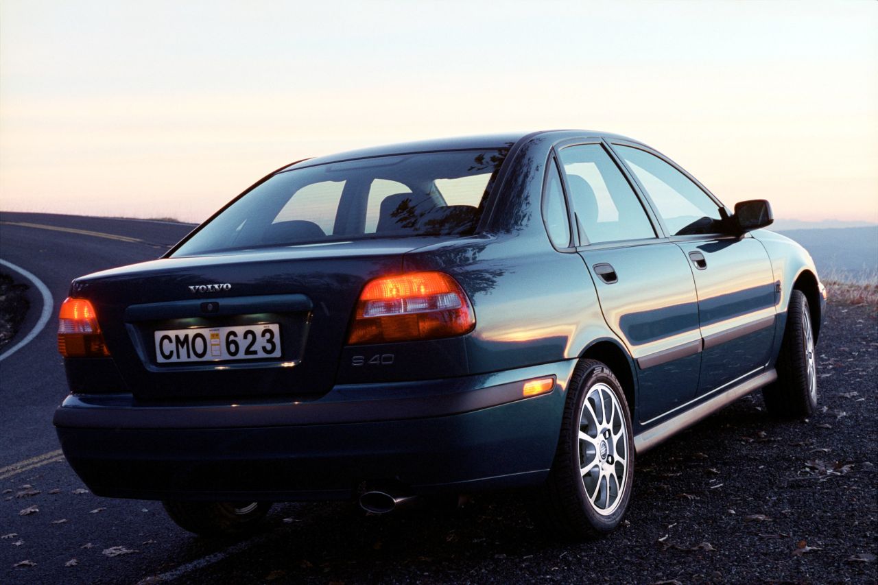 Volvo S40 I (V) Sedan - zdjęcie poglądowe